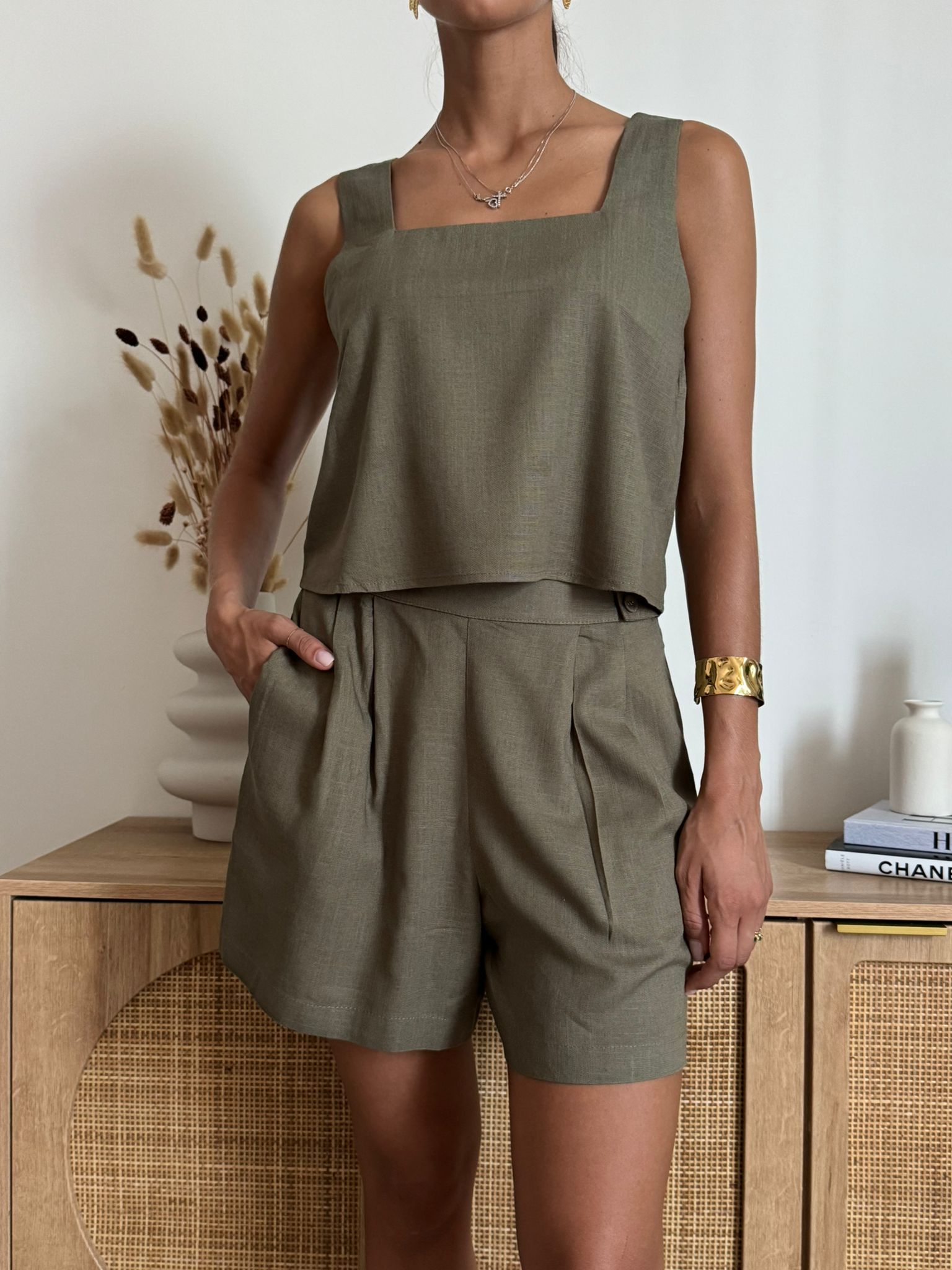 Canotta Cropped  Aluna Verde Kaki