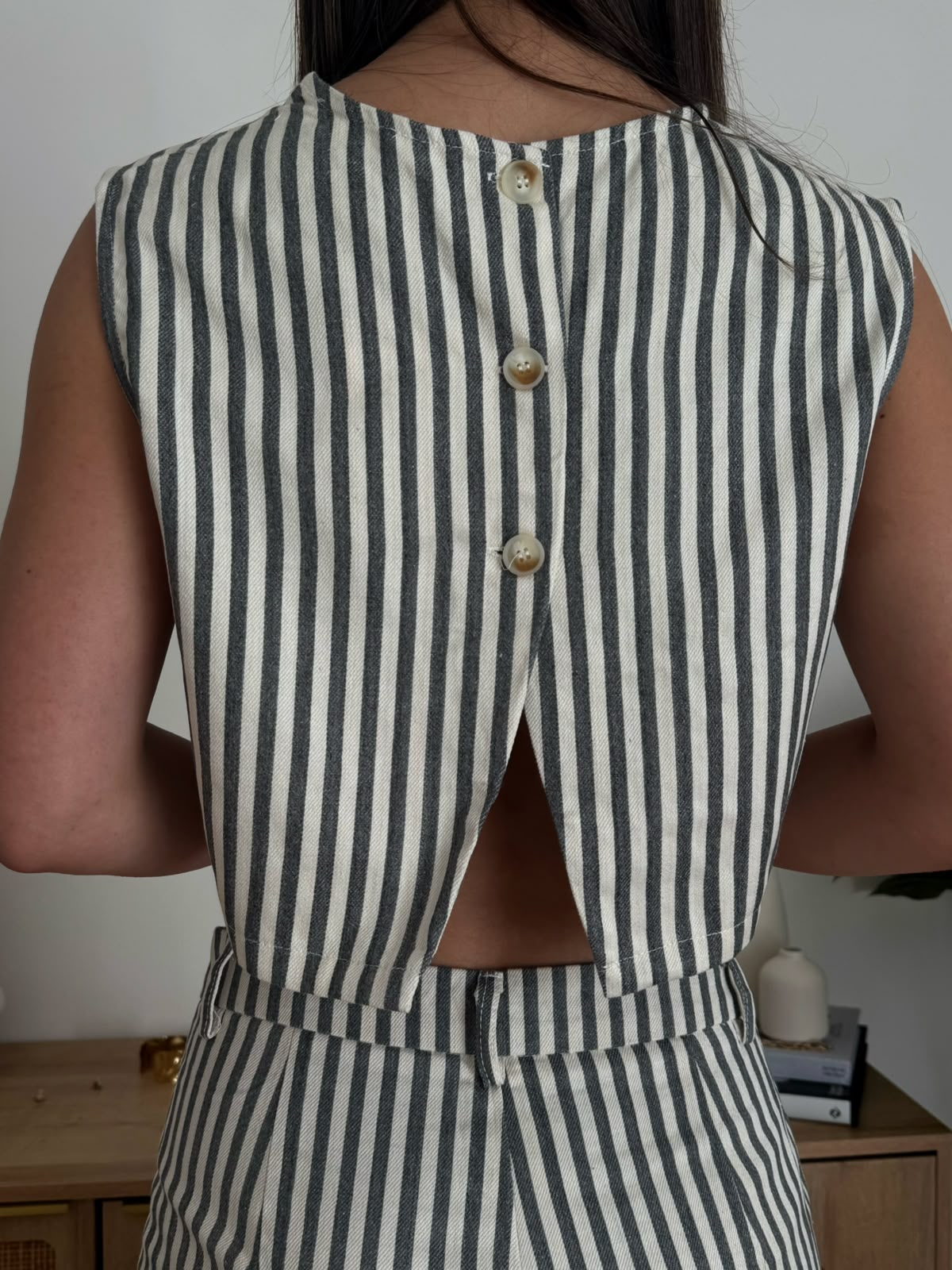 TOP SMANICATO CAPRI